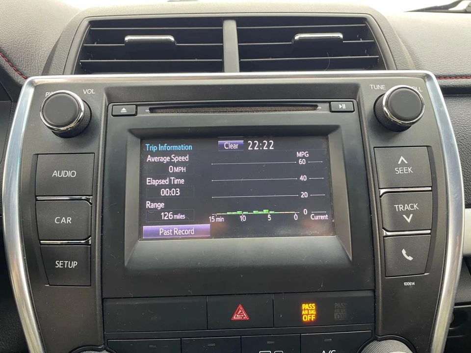 2016 Toyota Camry 7th Gen - Image 20 of 31