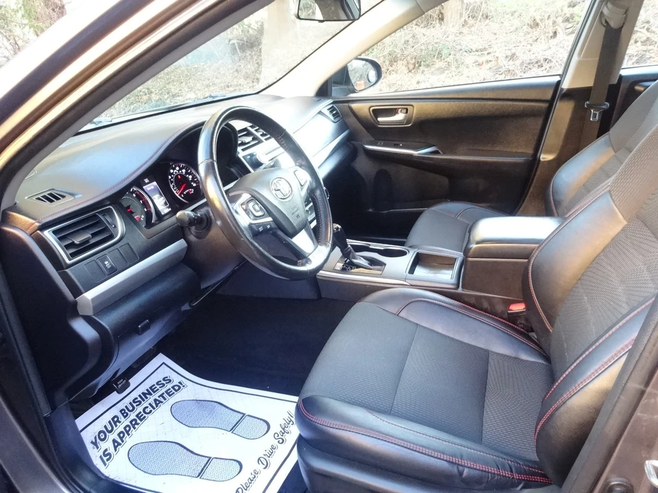2016 Toyota Camry 7th Gen - Image 10 of 20