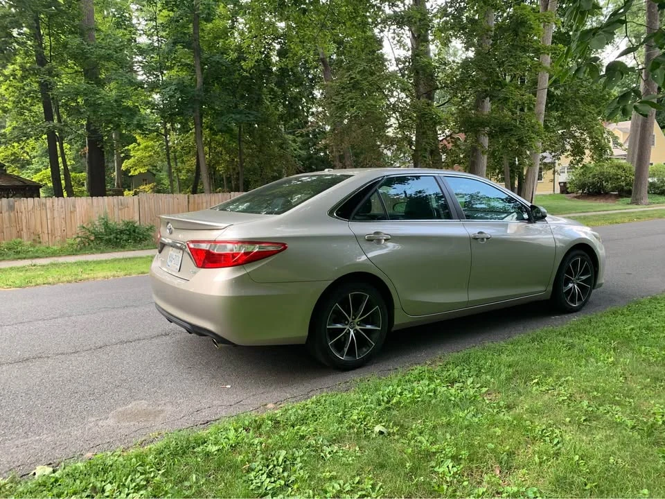 2016 Toyota Camry 7th Gen - Image 2 of 8