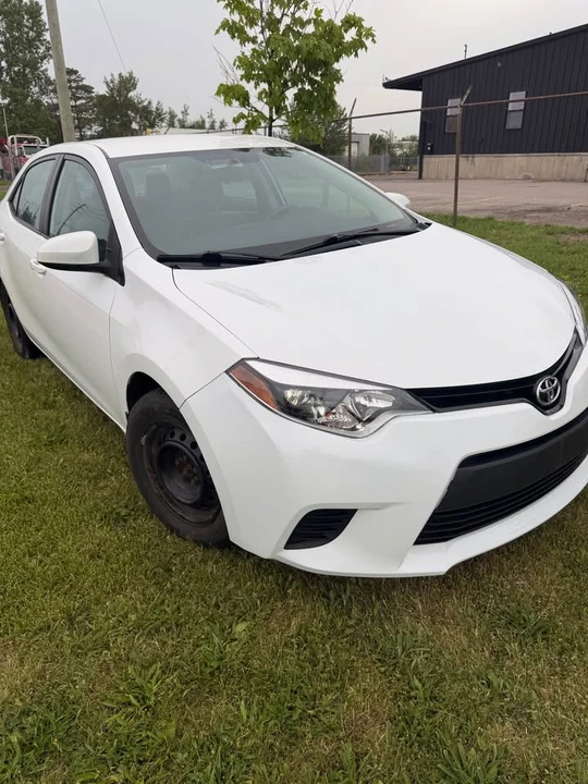 2016 Toyota Corolla 11th Gen - Image 5 of 9