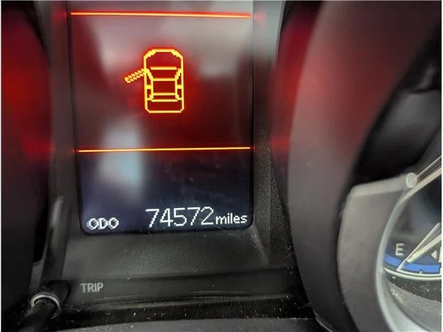 2016 Toyota Corolla 11th Gen - Image 10 of 11