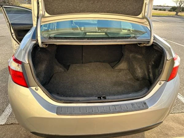 2016 Toyota Corolla 11th Gen - Image 7 of 11