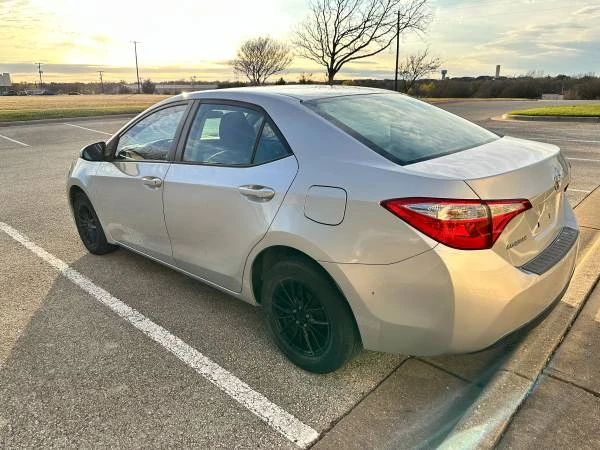2016 Toyota Corolla 11th Gen - Image 5 of 11