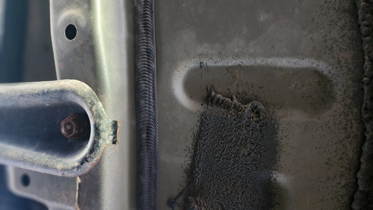 2016 Toyota Corolla 11th Gen - Image 18 of 21