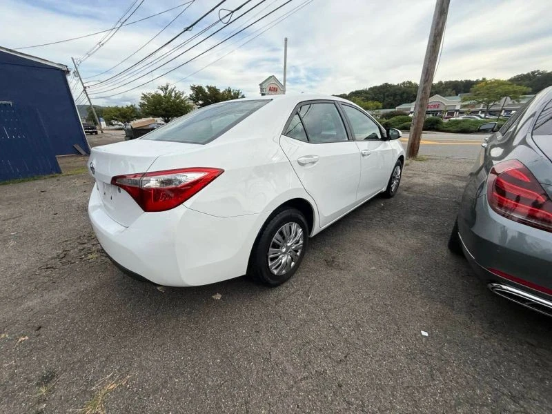 2016 Toyota Corolla 11th Gen - Image 11 of 12