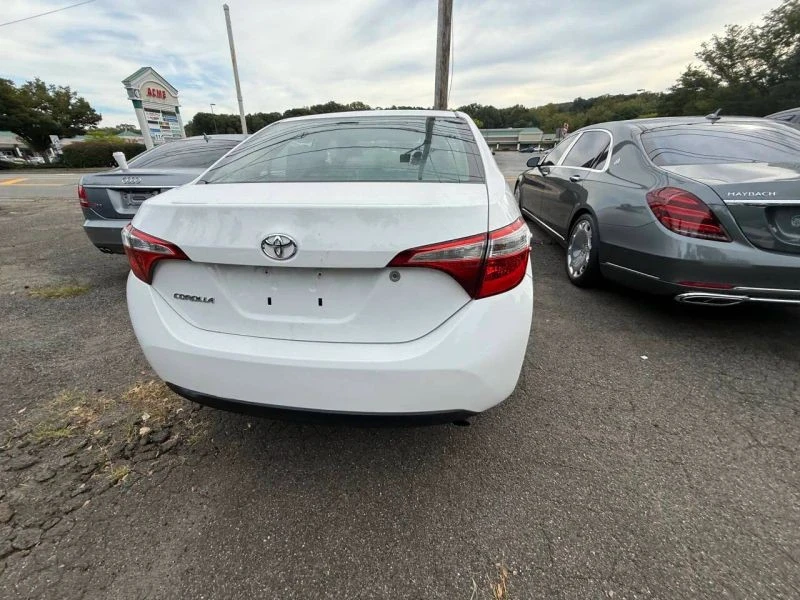 2016 Toyota Corolla 11th Gen - Image 9 of 12