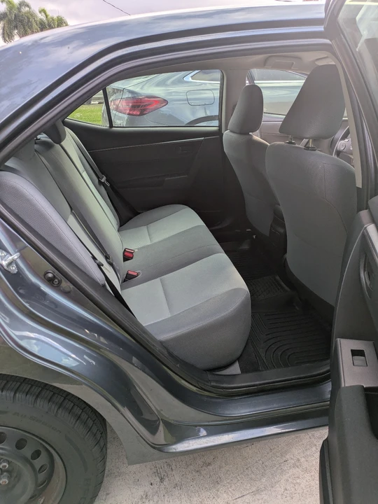 2016 Toyota Corolla 11th Gen - Image 19 of 21