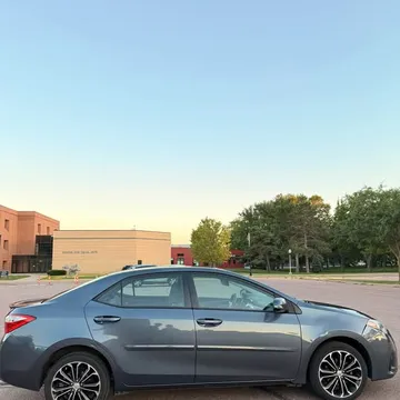 2016 Toyota Corolla L Sedan 4D