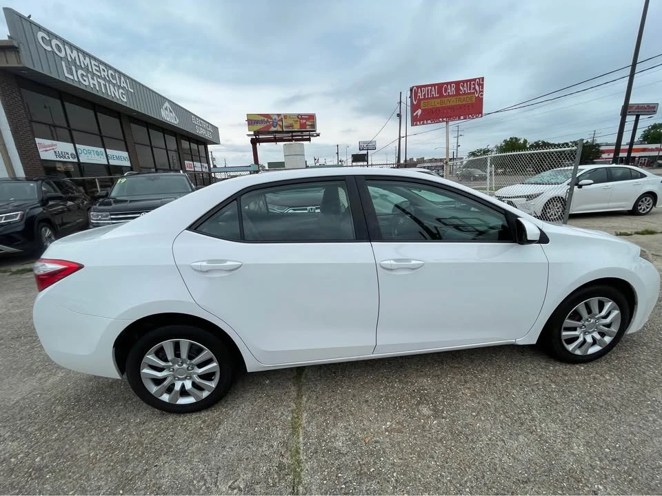 2016 Toyota Corolla 11th Gen - Image 6 of 11