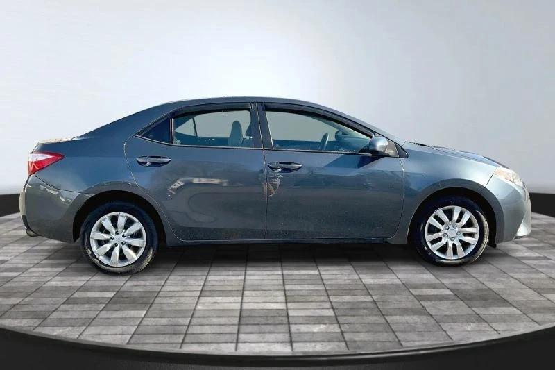 2016 Toyota Corolla 11th Gen - Image 8 of 12