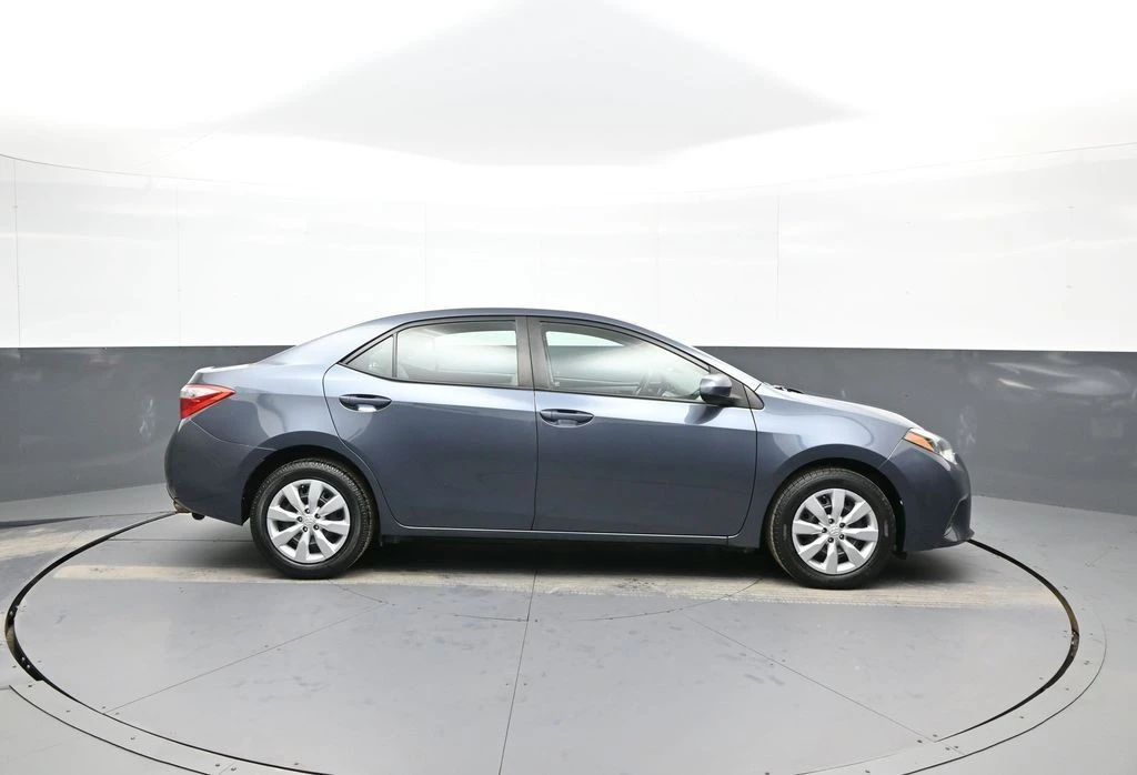 2016 Toyota Corolla 11th Gen - Image 5 of 12