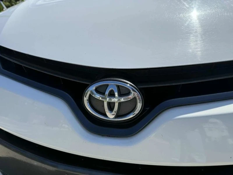 2016 Toyota Corolla 11th Gen - Image 7 of 12