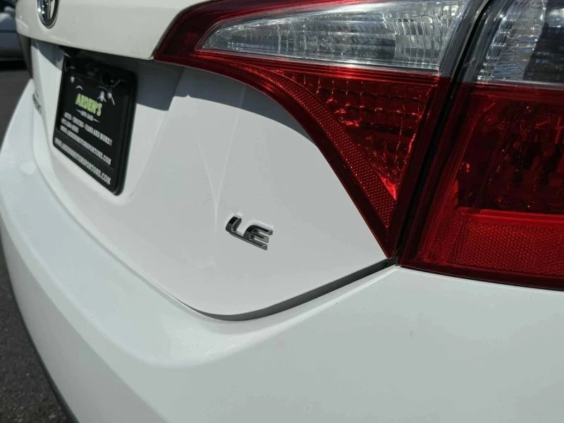 2016 Toyota Corolla 11th Gen - Image 11 of 12