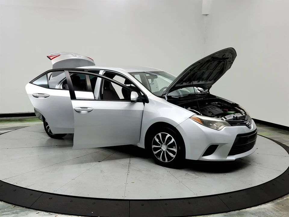 2016 Toyota Corolla 11th Gen - Image 10 of 12