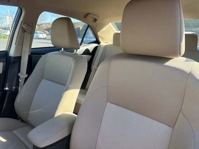 2016 Toyota Corolla 11th Gen - Image 8 of 12
