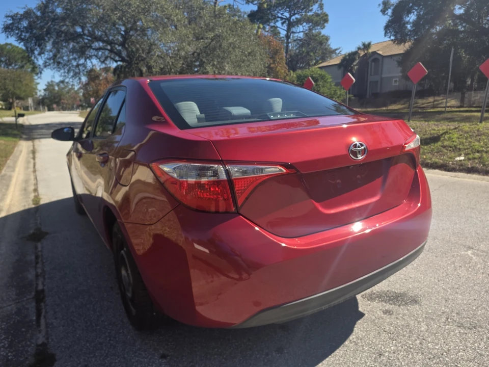 2016 Toyota Corolla 11th Gen - Image 5 of 12