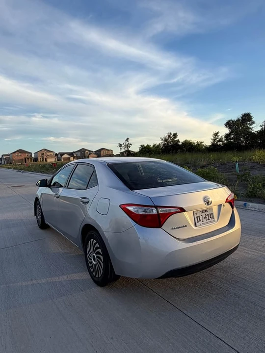 2016 Toyota Corolla 11th Gen - Image 7 of 16