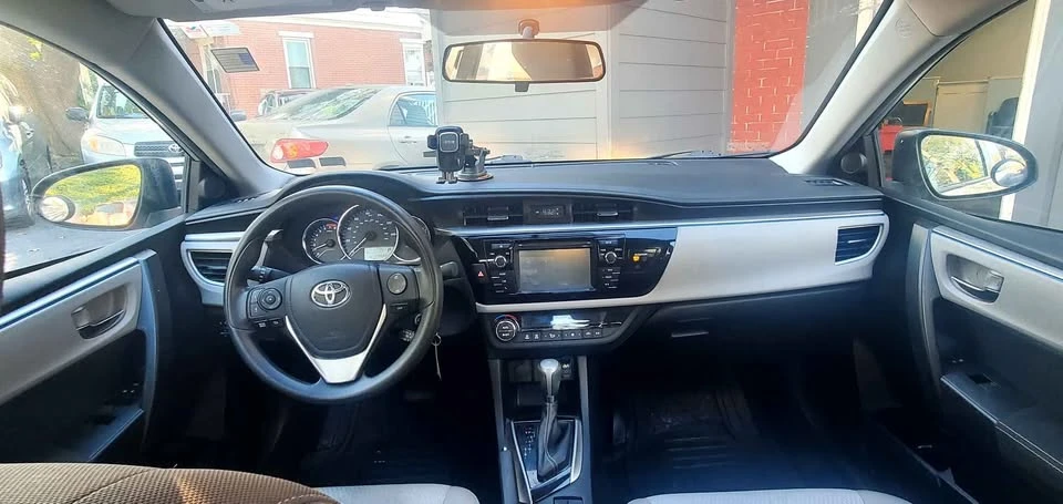 2016 Toyota Corolla 11th Gen - Image 7 of 10