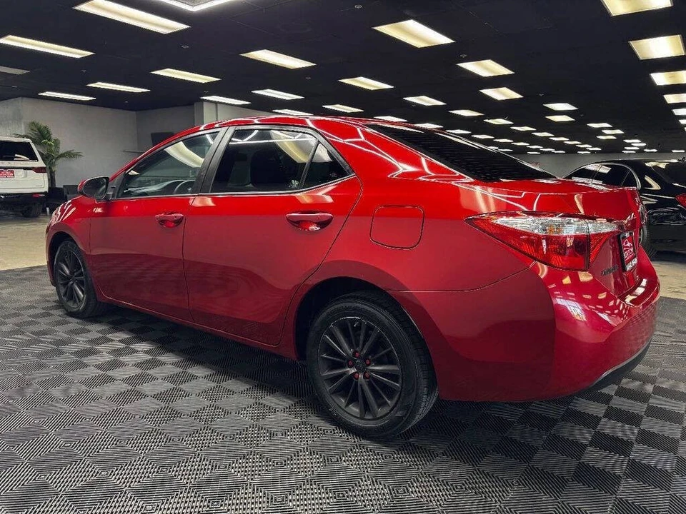 2016 Toyota Corolla 11th Gen - Image 9 of 31
