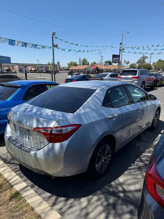 2016 Toyota Corolla 11th Gen - Image 4 of 15