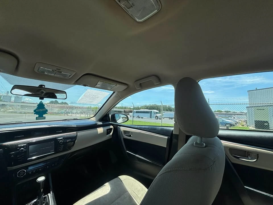 2016 Toyota Corolla 11th Gen - Image 13 of 20