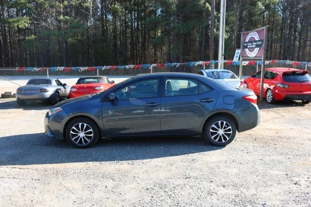 2016 Toyota Corolla 11th Gen - Image 6 of 15