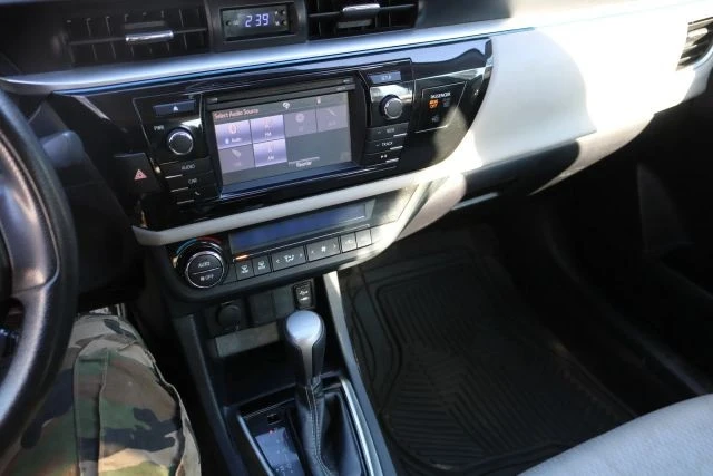 2016 Toyota Corolla 11th Gen - Image 10 of 12