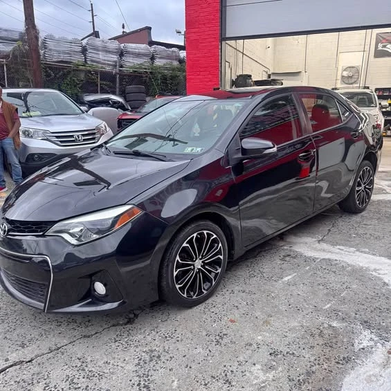 2016 Toyota Corolla 11th Gen - Image 1 of 1