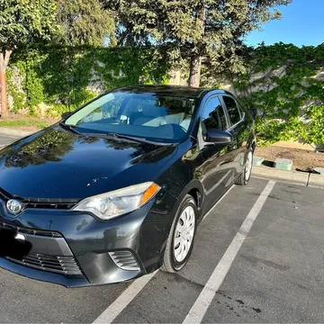 2016 Toyota Corolla LE Sedan 4D