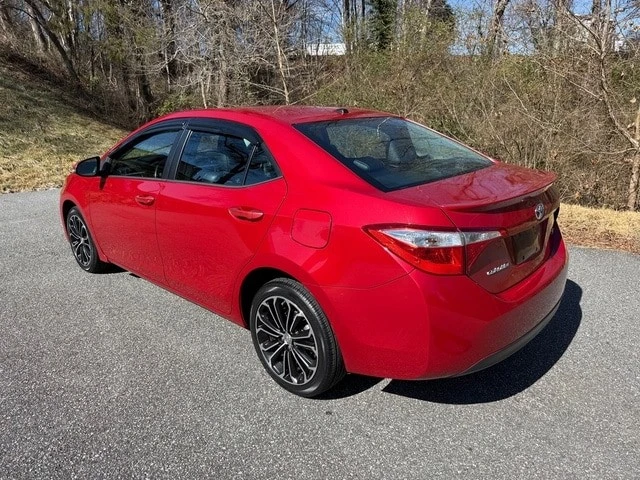 2016 Toyota Corolla 11th Gen - Image 8 of 21