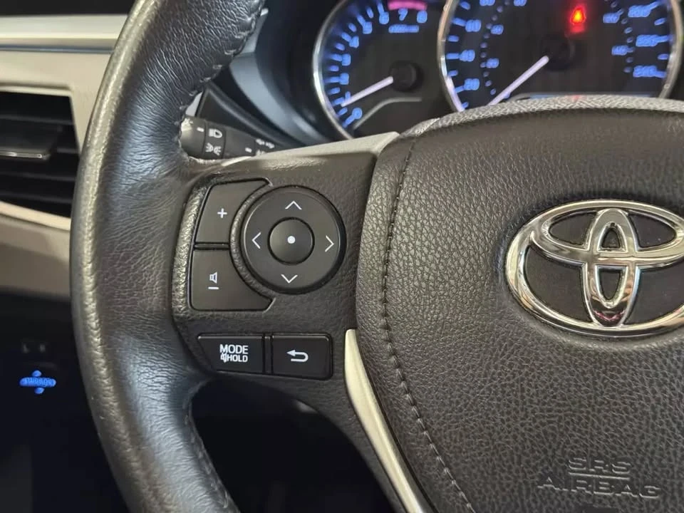 2016 Toyota Corolla 11th Gen - Image 18 of 20