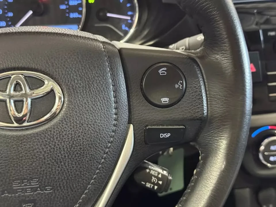 2016 Toyota Corolla 11th Gen - Image 17 of 21