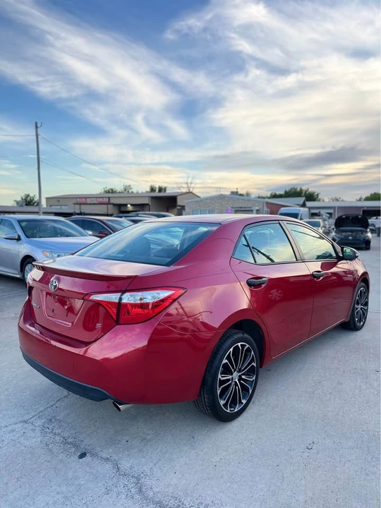 2016 Toyota Corolla 11th Gen - Image 6 of 20