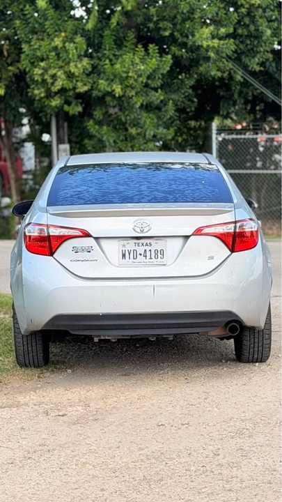2016 Toyota Corolla 11th Gen - Image 2 of 20