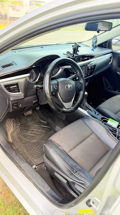2016 Toyota Corolla 11th Gen - Image 9 of 20