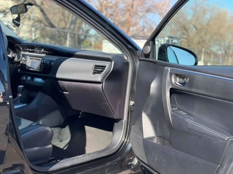2016 Toyota Corolla 11th Gen - Image 11 of 12
