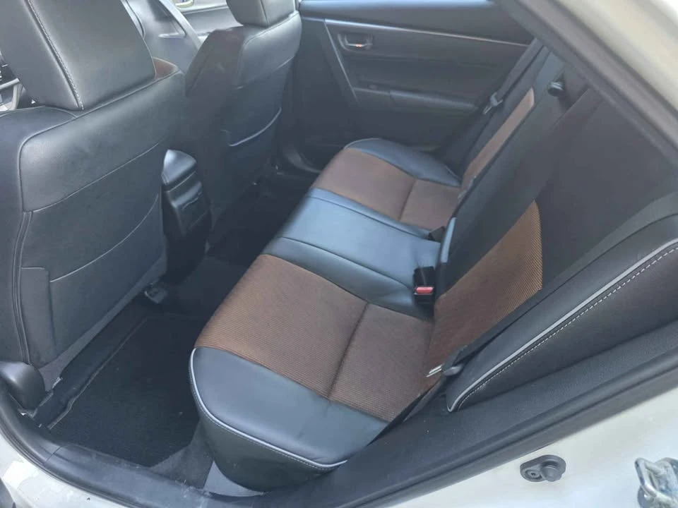 2016 Toyota Corolla 11th Gen - Image 13 of 15