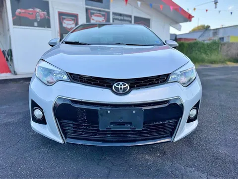 2016 Toyota Corolla S Premium Sedan 4D