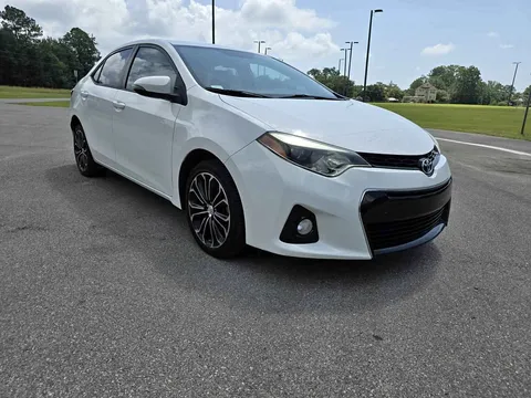 2016 Toyota Corolla S Premium Sedan 4D