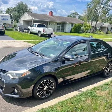 2016 Toyota Corolla S Sedan 4D
