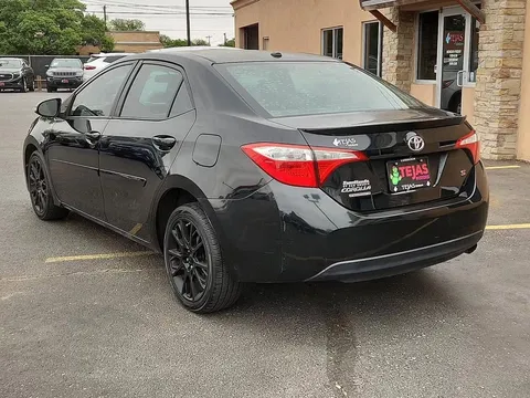 2016 Toyota Corolla 11th Gen - Image 2 of 11