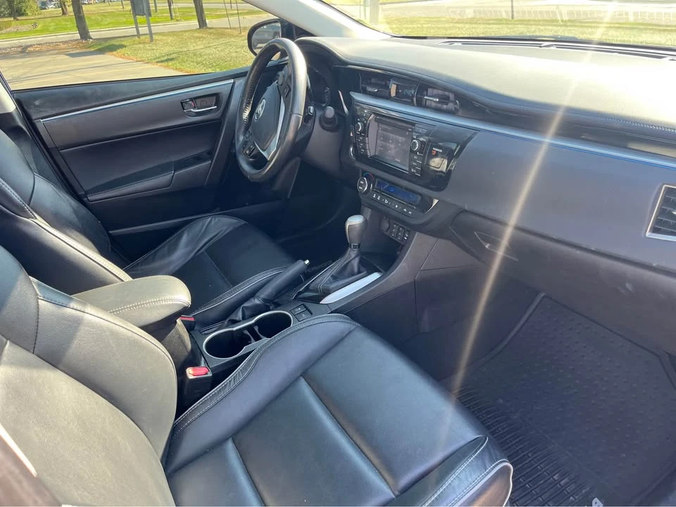 2016 Toyota Corolla 11th Gen - Image 9 of 13