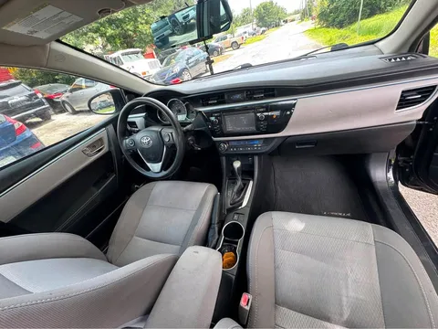 2016 Toyota Corolla 11th Gen - Image 3 of 9