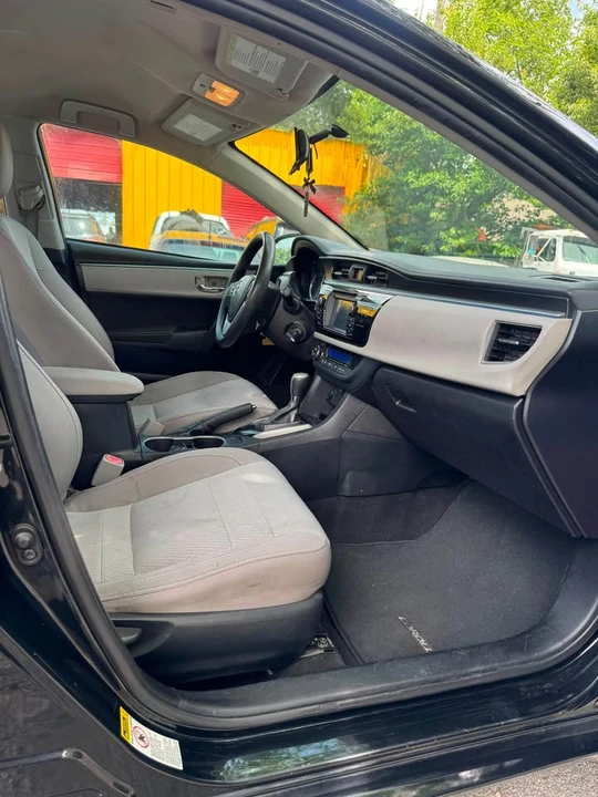 2016 Toyota Corolla 11th Gen - Image 2 of 9