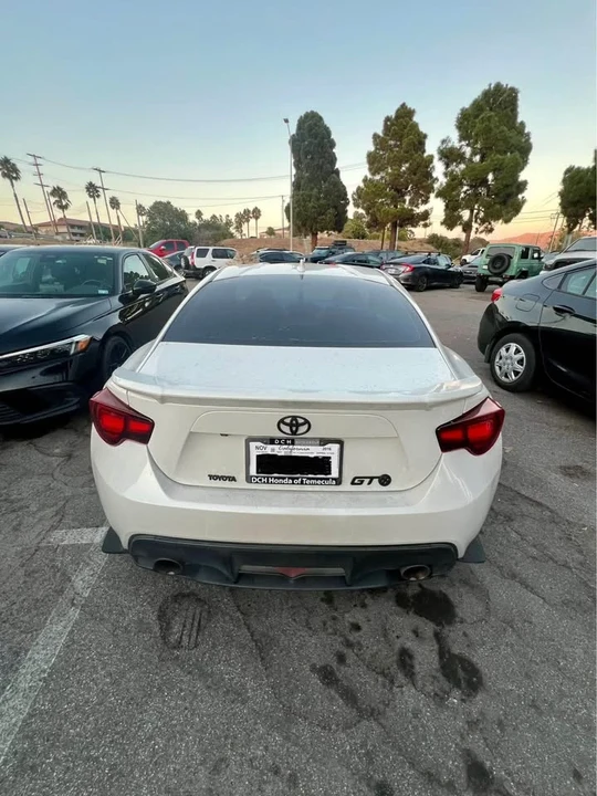 2016 Toyota GR86 2nd Gen - Image 4 of 4