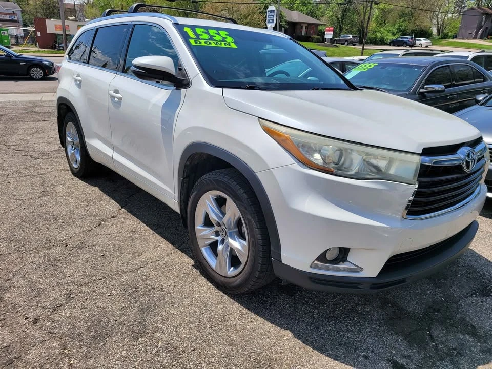 2016 Toyota Highlander - Image 3 of 17