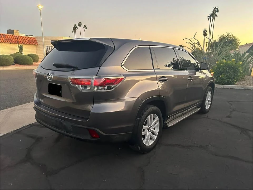 2016 Toyota Highlander - Image 7 of 9