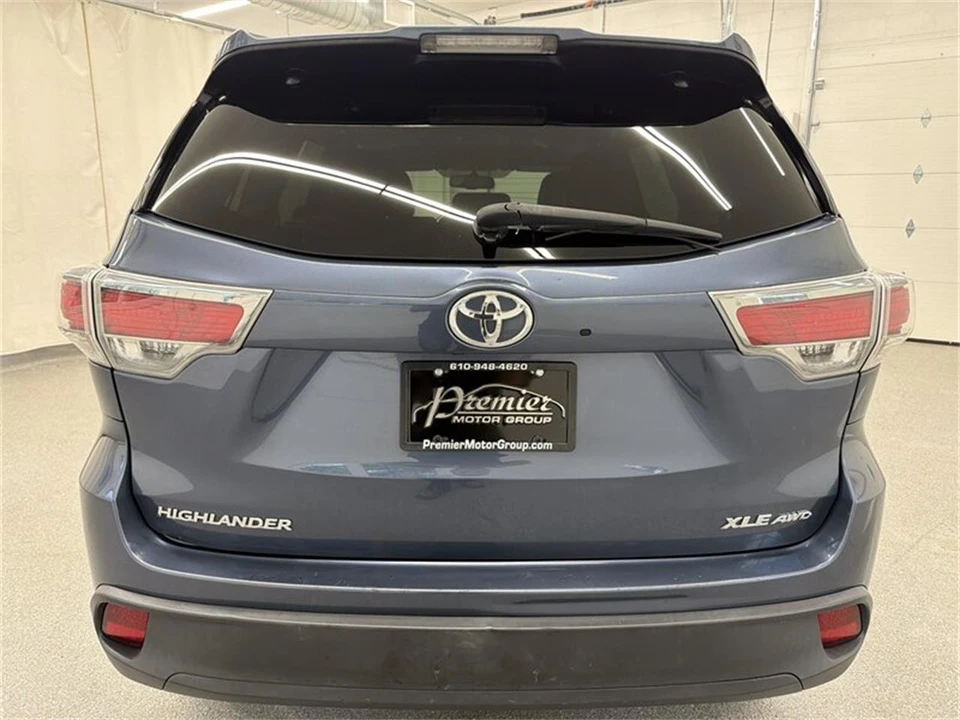 2016 Toyota Highlander - Image 6 of 16