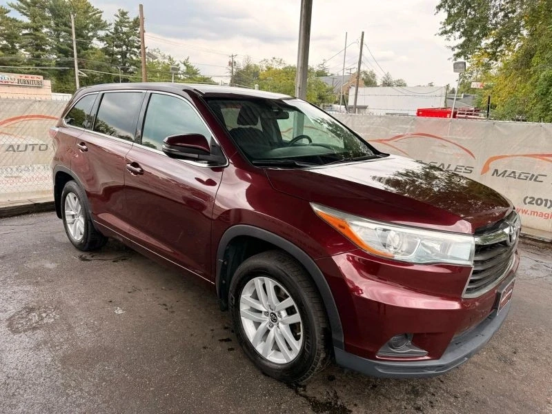 2016 Toyota Highlander - Image 7 of 12