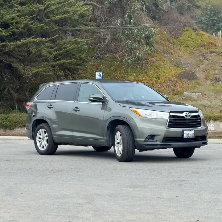 2016 Toyota Highlander - Image 12 of 18